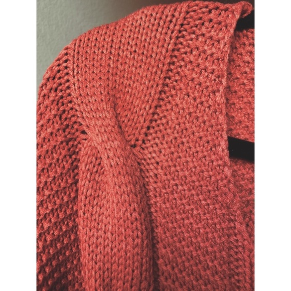 Sweet Generis woman’s Cable Knit Sweater size M-L - Picture 3 of 11